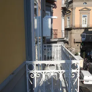 https://manuela-apartments-san-domenico-centro-storico.hotels-amalfi.com